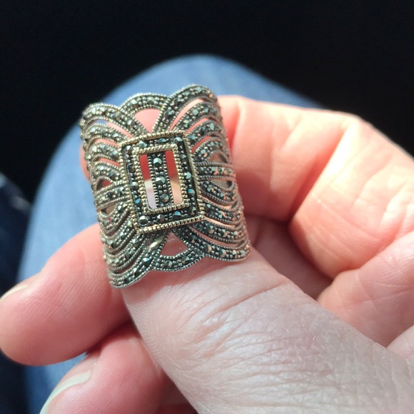 Ring - Picture 6 of 8